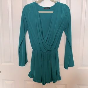 Honey Punch emerald green long sleeve romper S